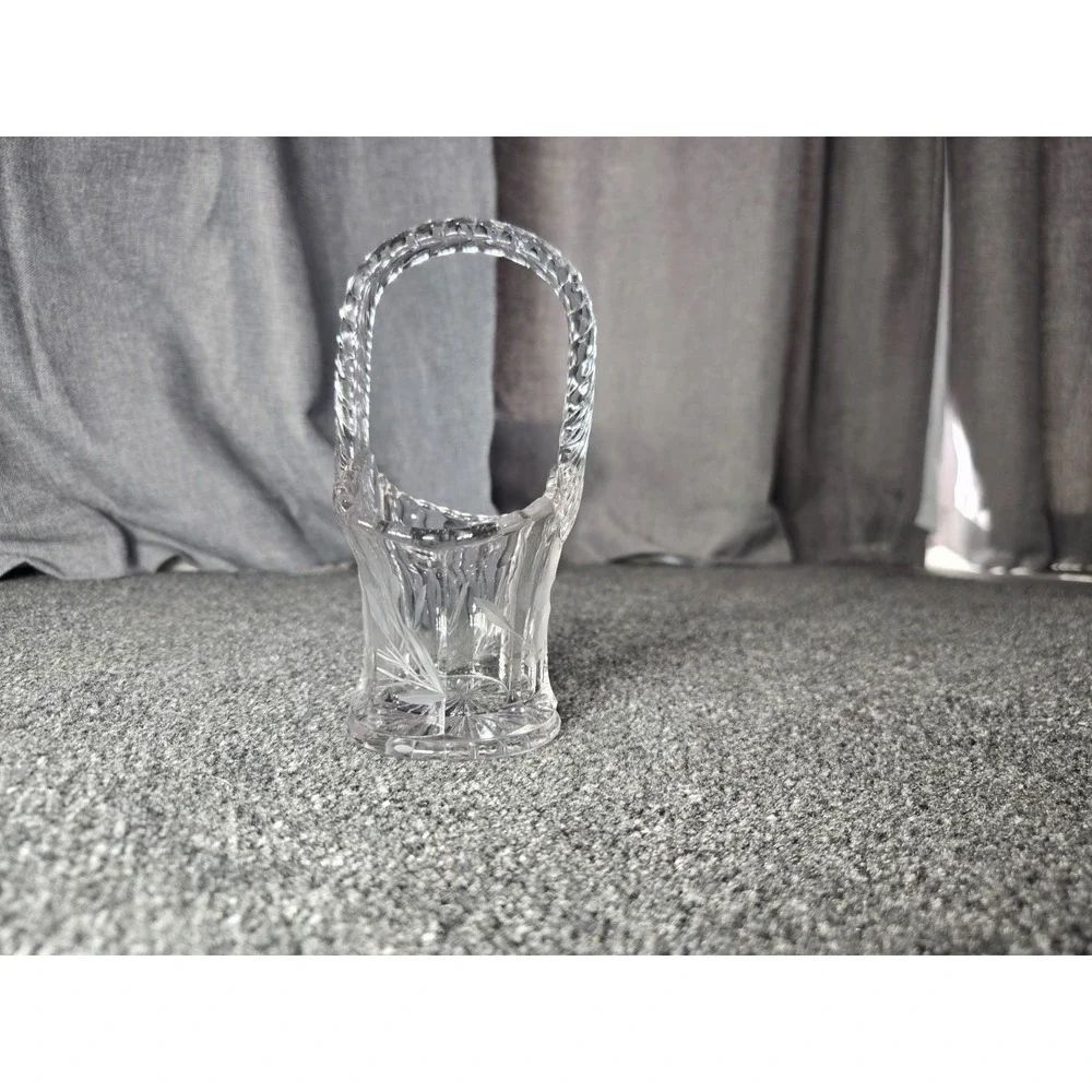 Unmarked elegant vintage